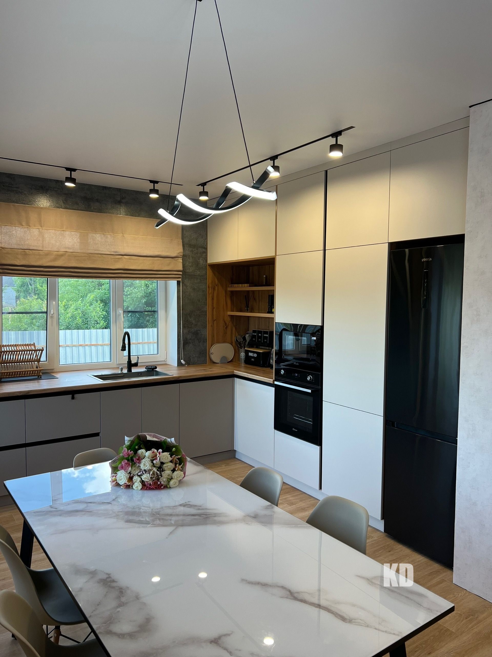 Кухня современная Alpine Kitchen Co. Кухня современная Alpine Kitchen Co.